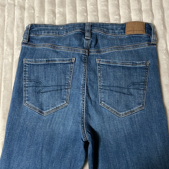 American Eagle Super High Rise Jegging | Size 6 Short - Picture 8 of 10
